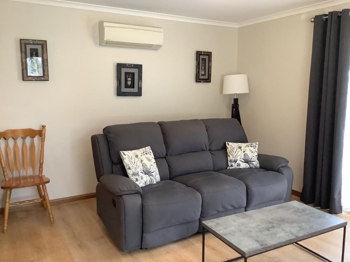 מלון Millicent Lakeside Caravan Park מראה חיצוני תמונה